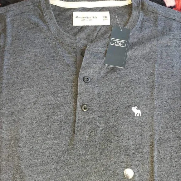 Abercrombie and Fitch Henley Tee size XXL NWT - Picture 3 of 8
